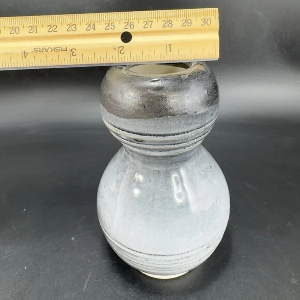 Primitive Style Art Pottery Bud Vase Round Bottom‎ Gray Black Lines Glaze Vase